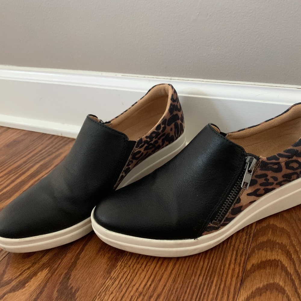 Naturalized black & leopard wedge sneakers